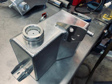 Aluminium header tank