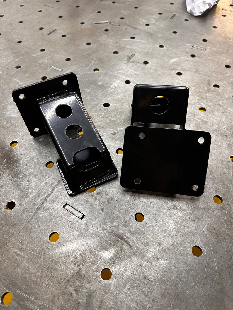 Y61 OM606 engine mounts
